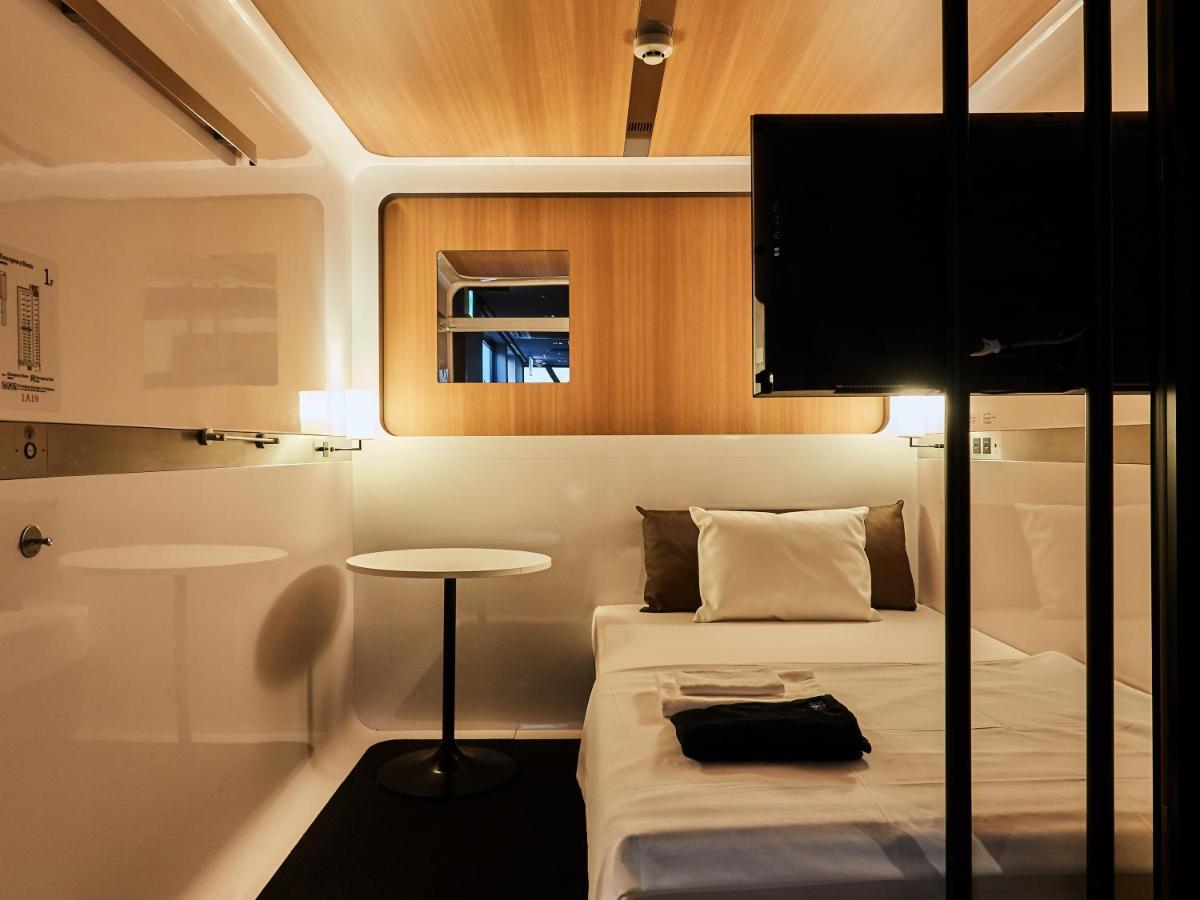 First Cabin Nishi Umeda Osaka Exterior photo